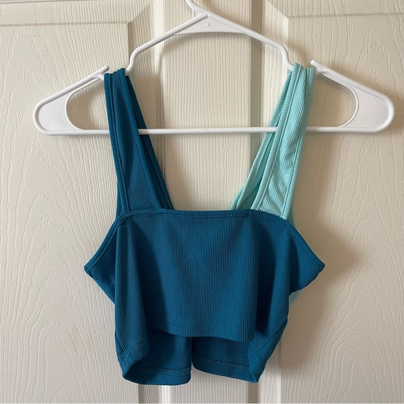 Blue twist top - Picture 2 of 2